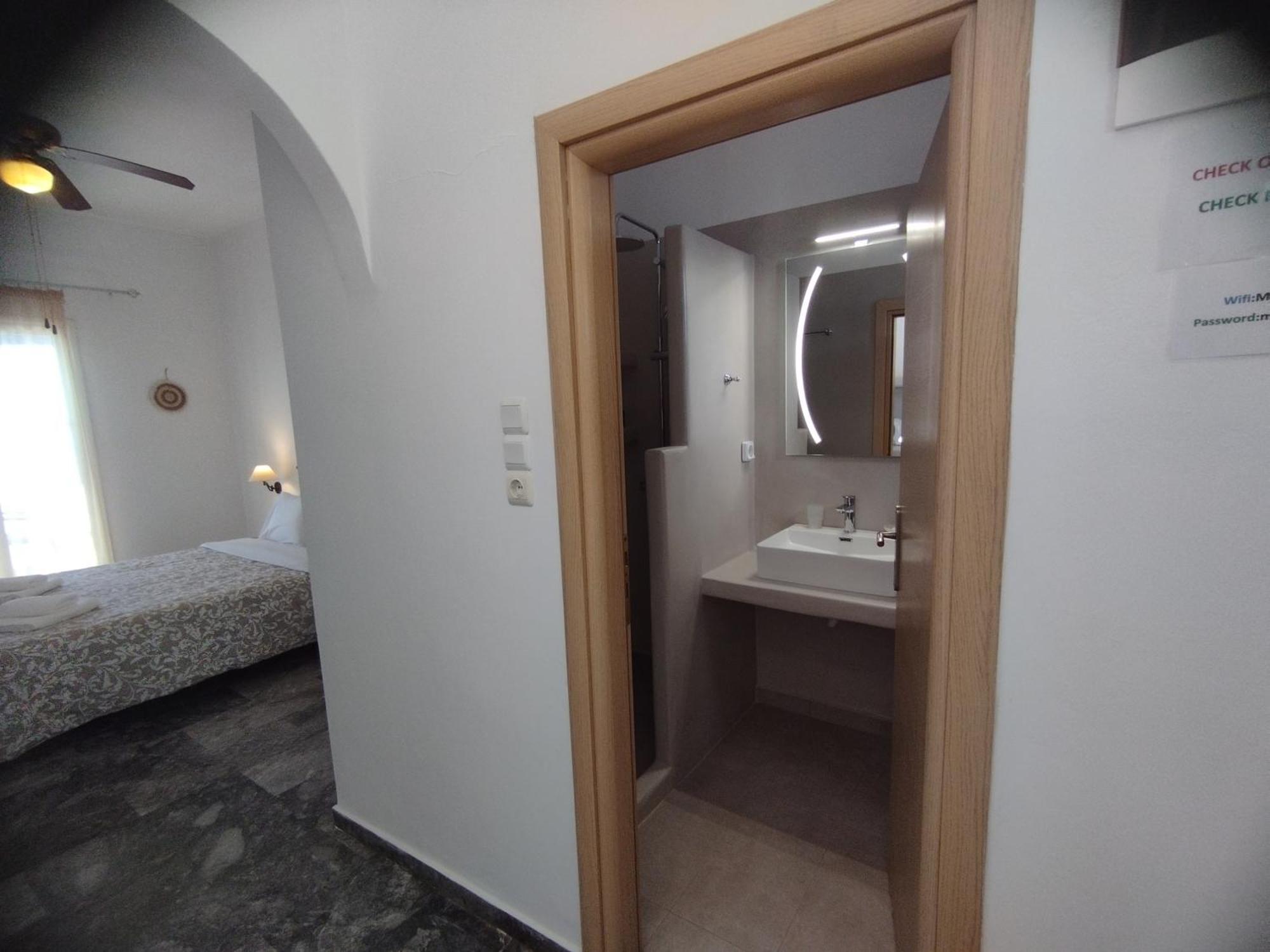Aparthotel Marisini Sea View Batsíon Exterior foto