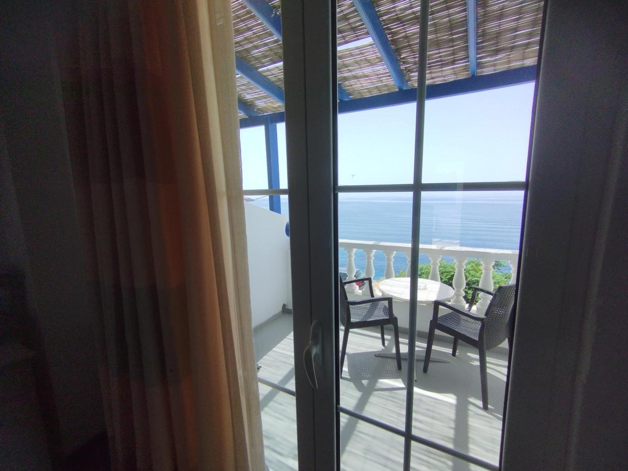 Aparthotel Marisini Sea View Batsíon Exterior foto