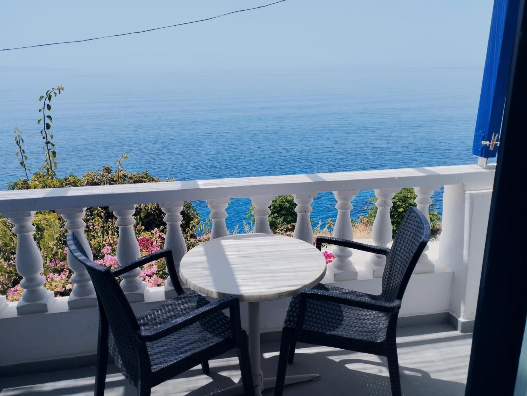Aparthotel Marisini Sea View Batsíon Exterior foto